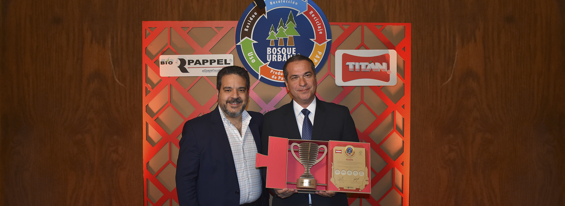 Kekén recibe "Bosque Urbano" premio al compromiso con el medio ambiente